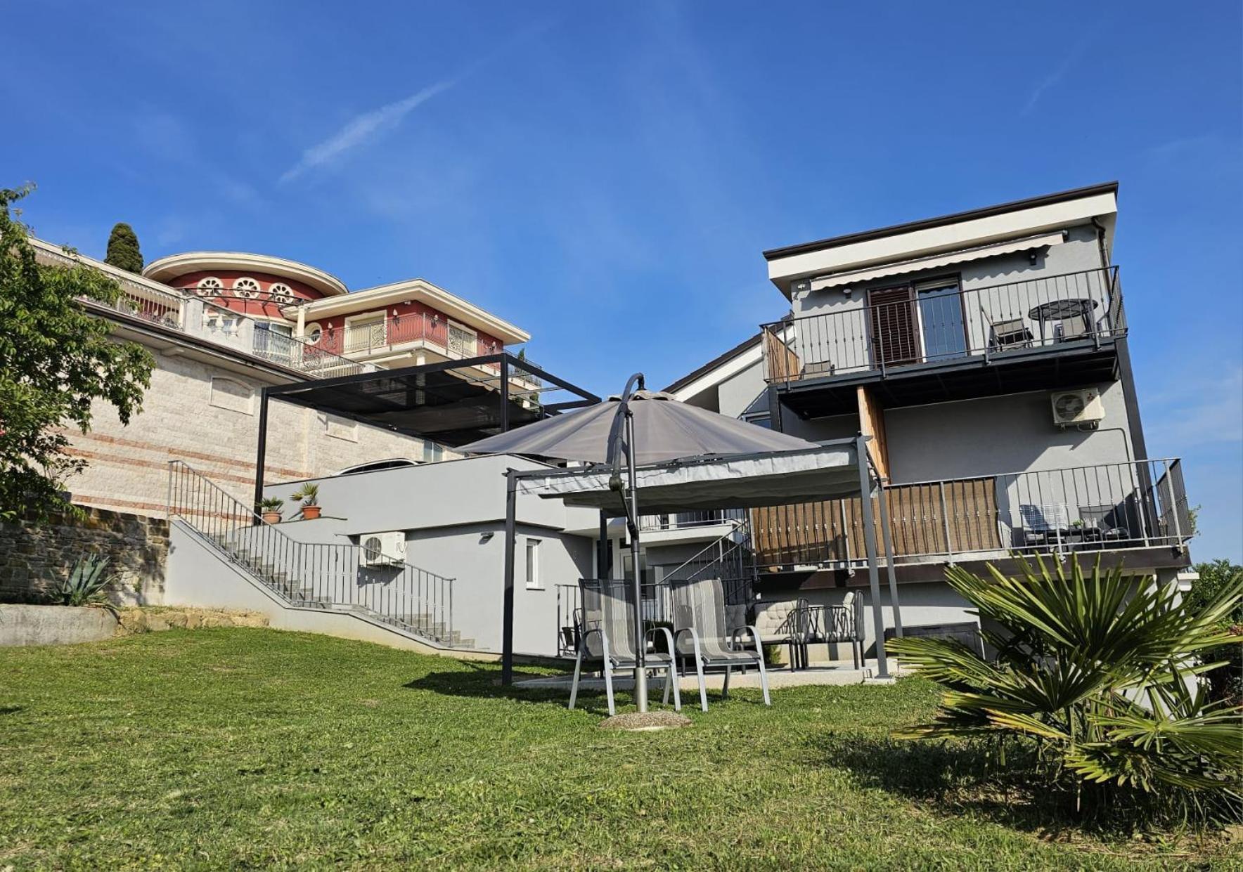Apartment Roma *