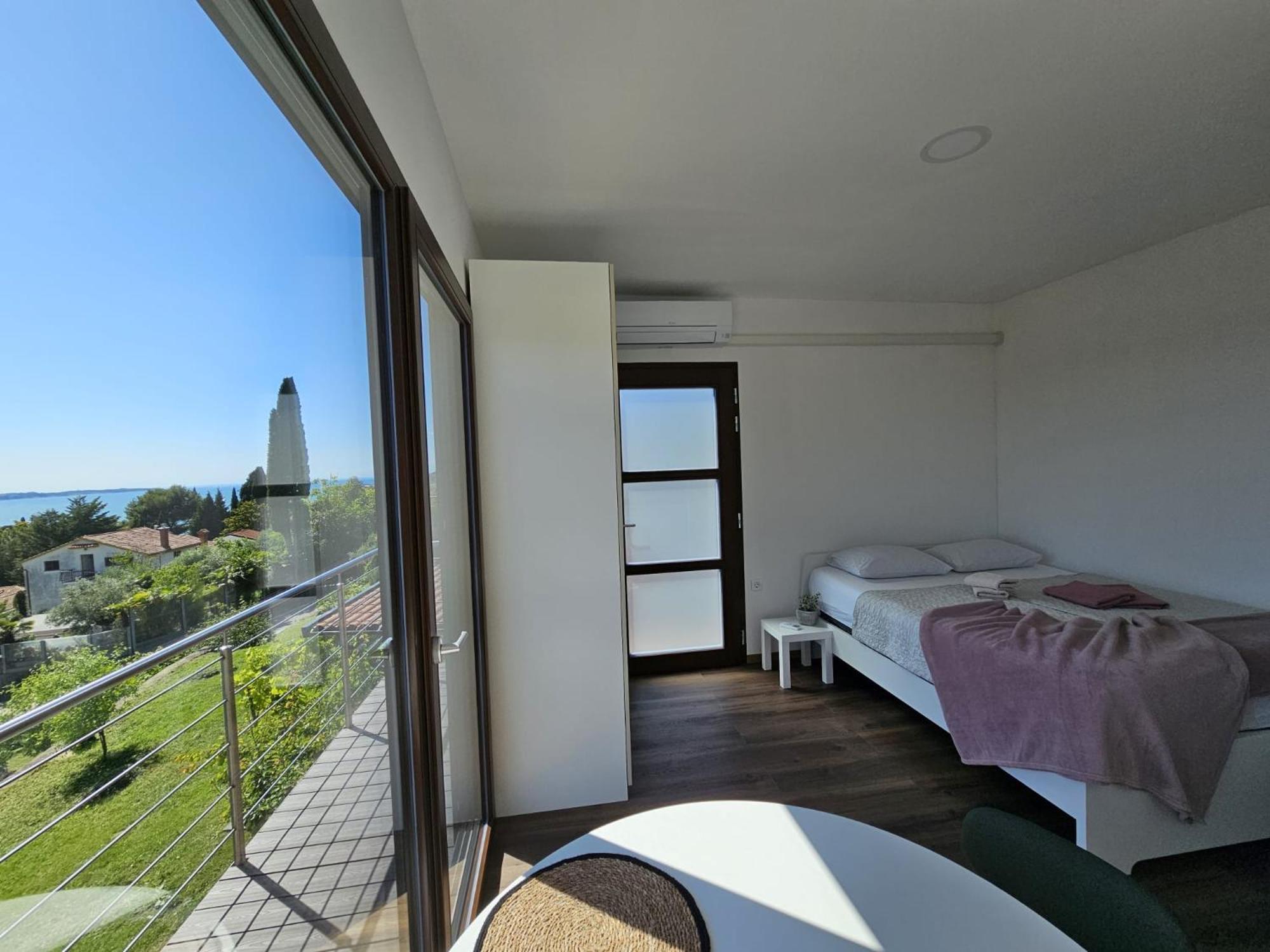 Roma Apartment *